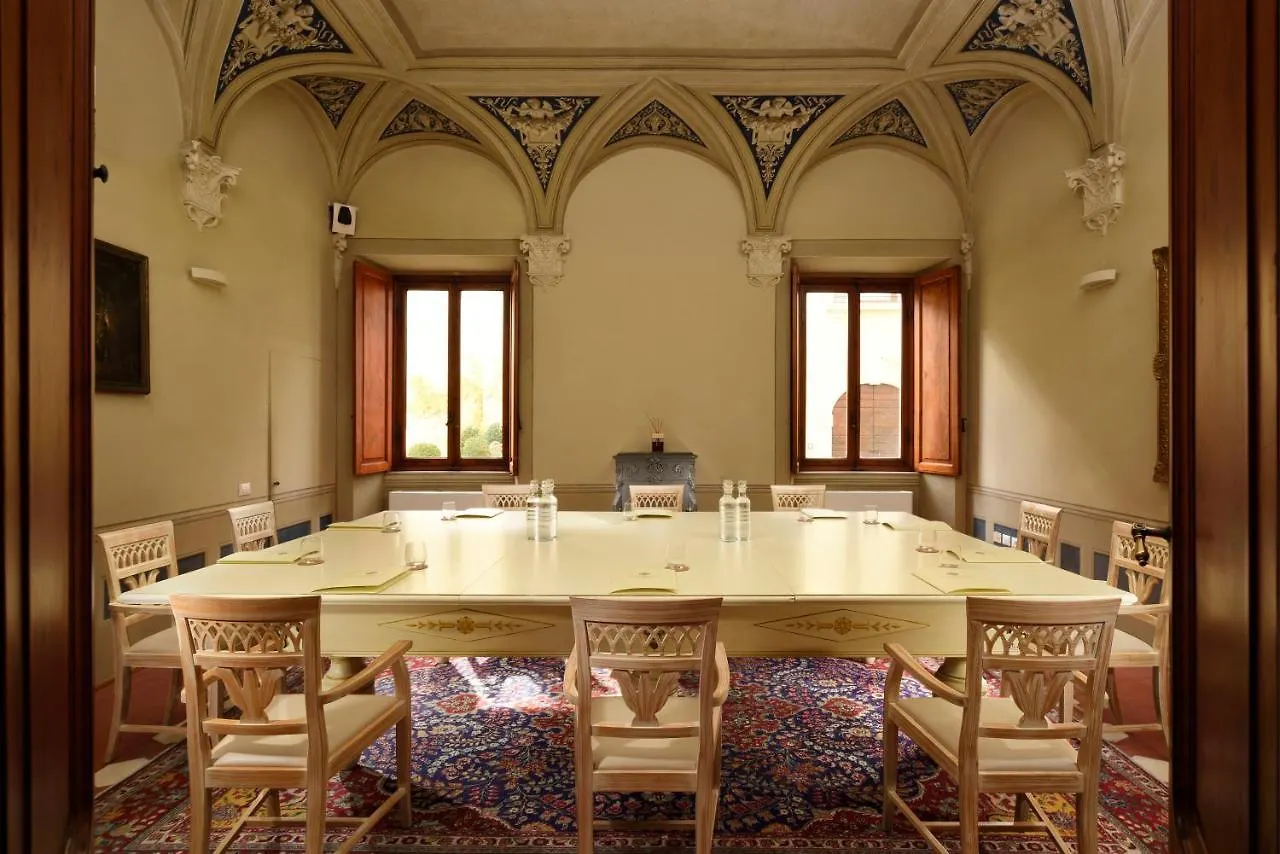 **** ホテル Villa Sabolini コッレ・ヴァル・デルザ イタリア