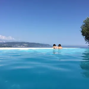 https://le-ville-relais.hotelitalianriviera.com